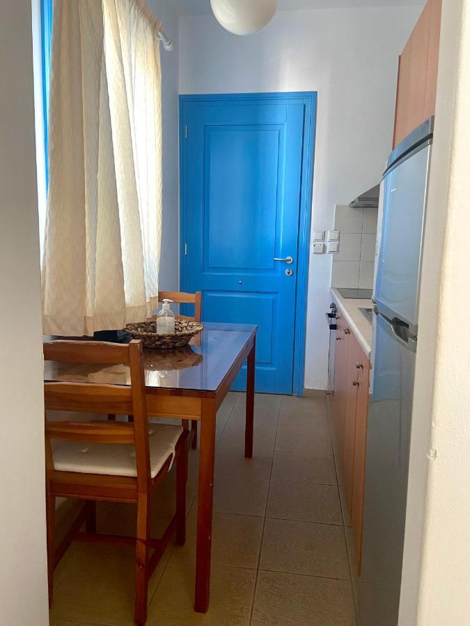Mer Bleu Apartments 安倍拉斯 外观 照片