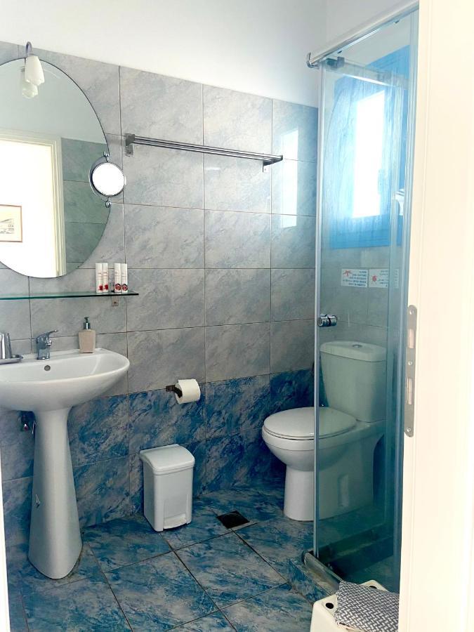 Mer Bleu Apartments 安倍拉斯 外观 照片