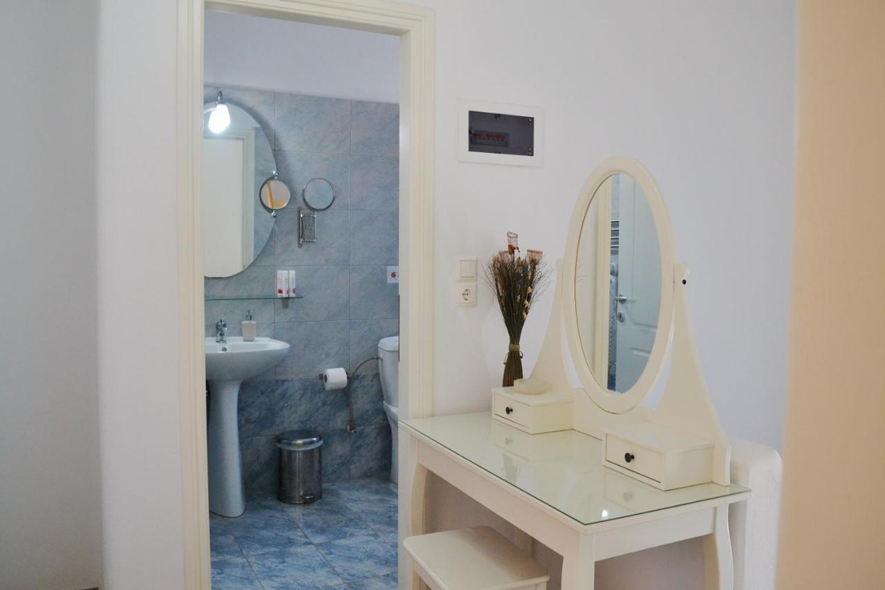Mer Bleu Apartments 安倍拉斯 外观 照片