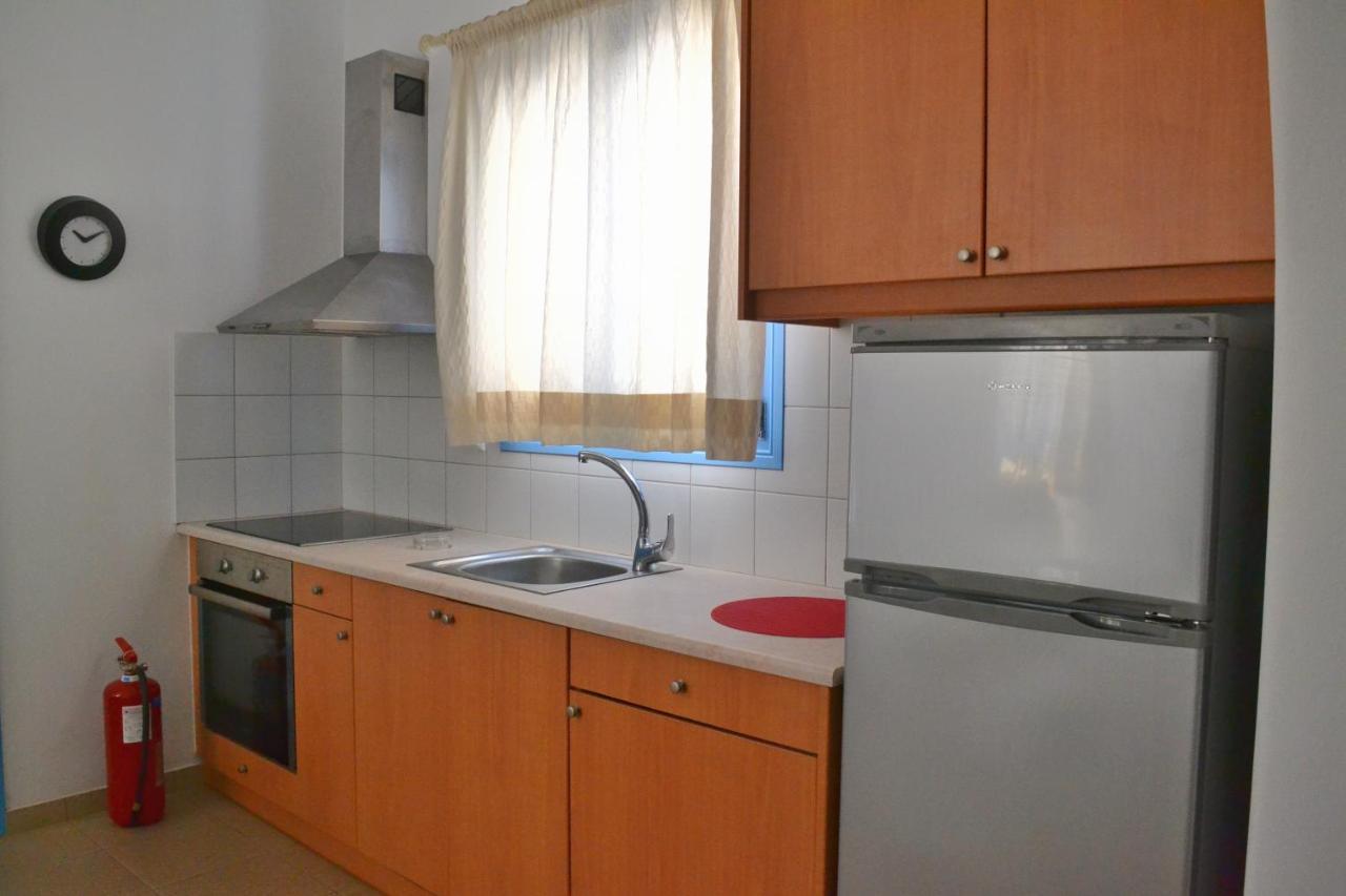 Mer Bleu Apartments 安倍拉斯 外观 照片